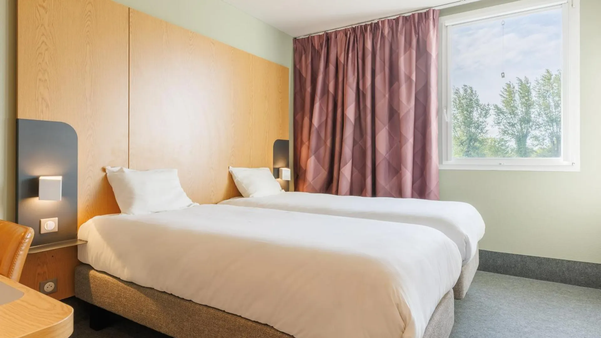 B&B Hotel Clermont-Ferrand Nord ريوم فرنسا