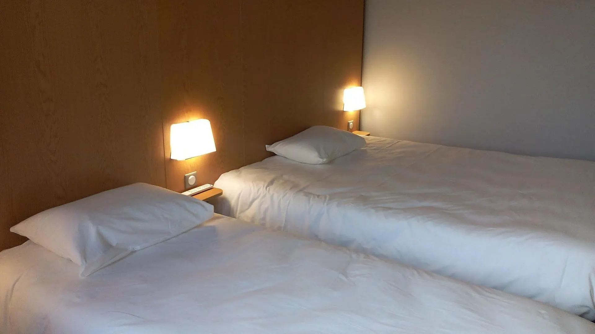 **  B&B Hotel Clermont-Ferrand Nord ريوم فرنسا
