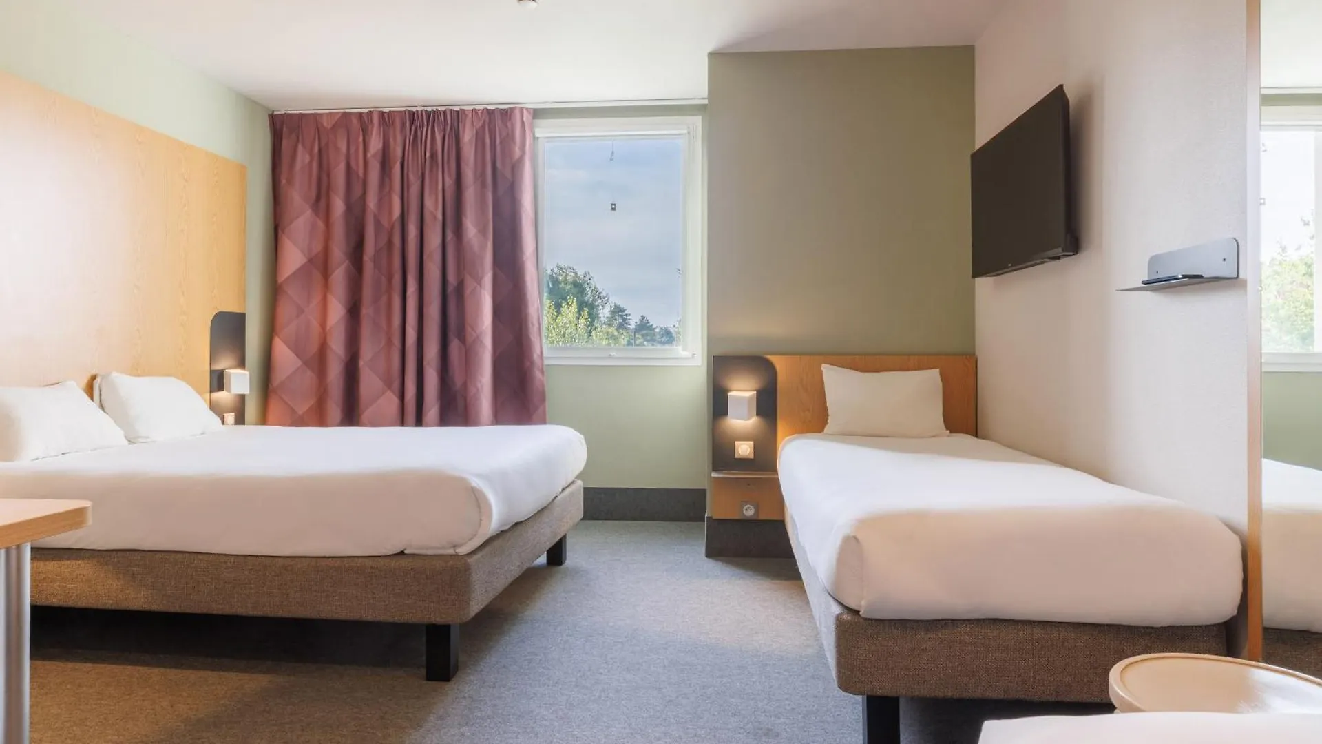 B&B Hotel Clermont-Ferrand Nord Riom Francia